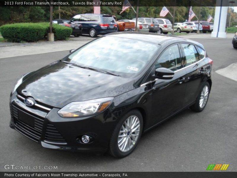 Tuxedo Black / Tuscany Red 2013 Ford Focus Titanium Hatchback