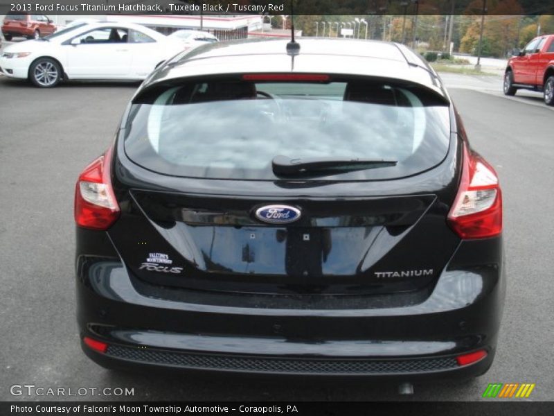 Tuxedo Black / Tuscany Red 2013 Ford Focus Titanium Hatchback