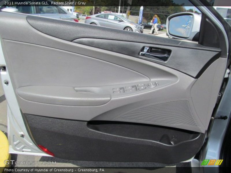 Radiant Silver / Gray 2011 Hyundai Sonata GLS