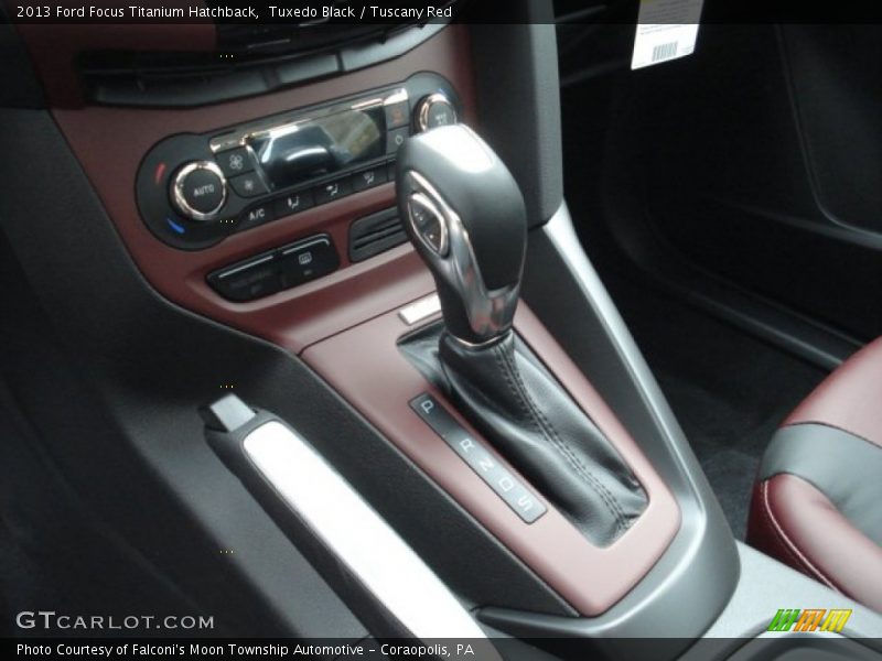  2013 Focus Titanium Hatchback 6 Speed Automatic Shifter