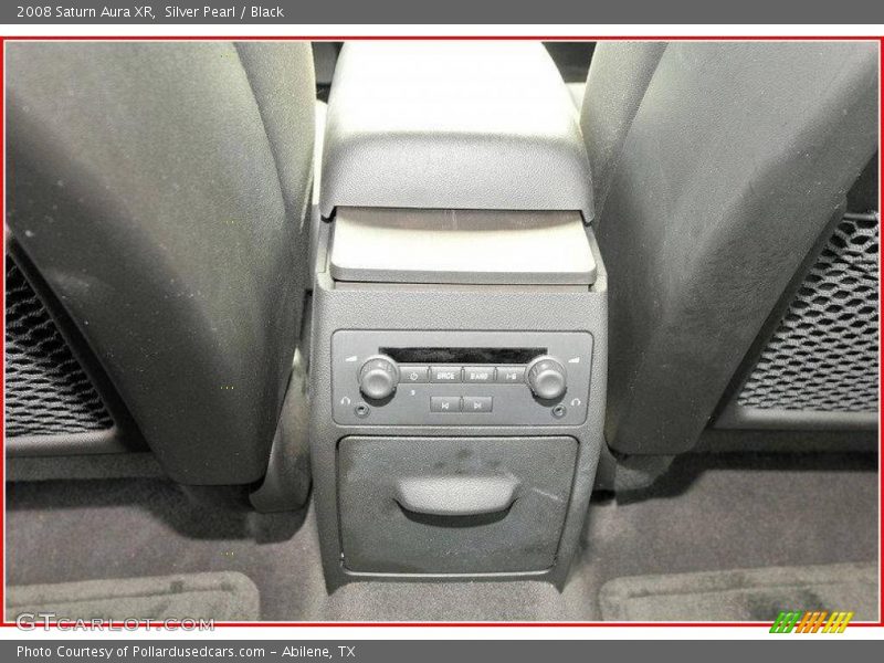 Silver Pearl / Black 2008 Saturn Aura XR