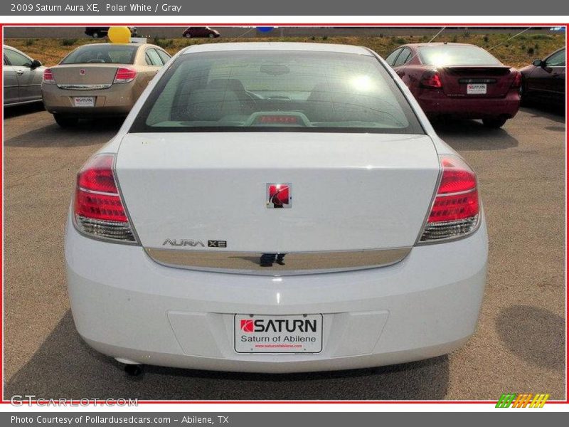 Polar White / Gray 2009 Saturn Aura XE