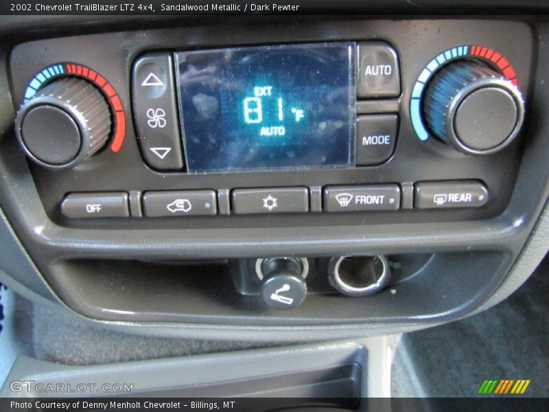 Controls of 2002 TrailBlazer LTZ 4x4
