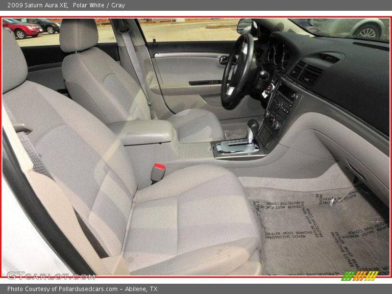 Polar White / Gray 2009 Saturn Aura XE