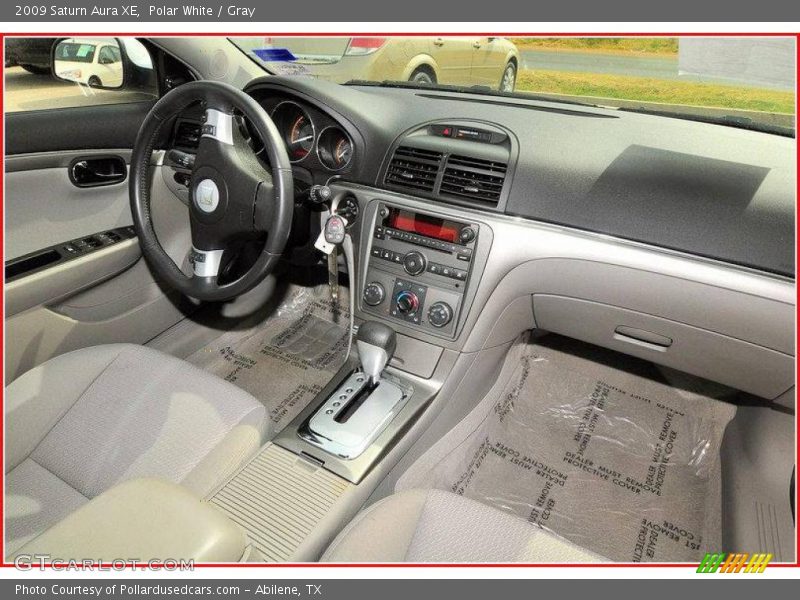 Polar White / Gray 2009 Saturn Aura XE