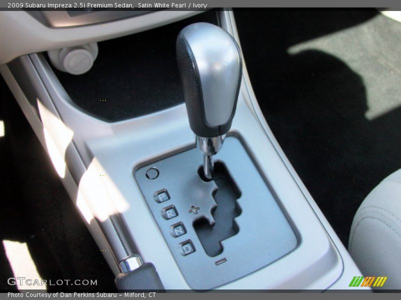 Satin White Pearl / Ivory 2009 Subaru Impreza 2.5i Premium Sedan