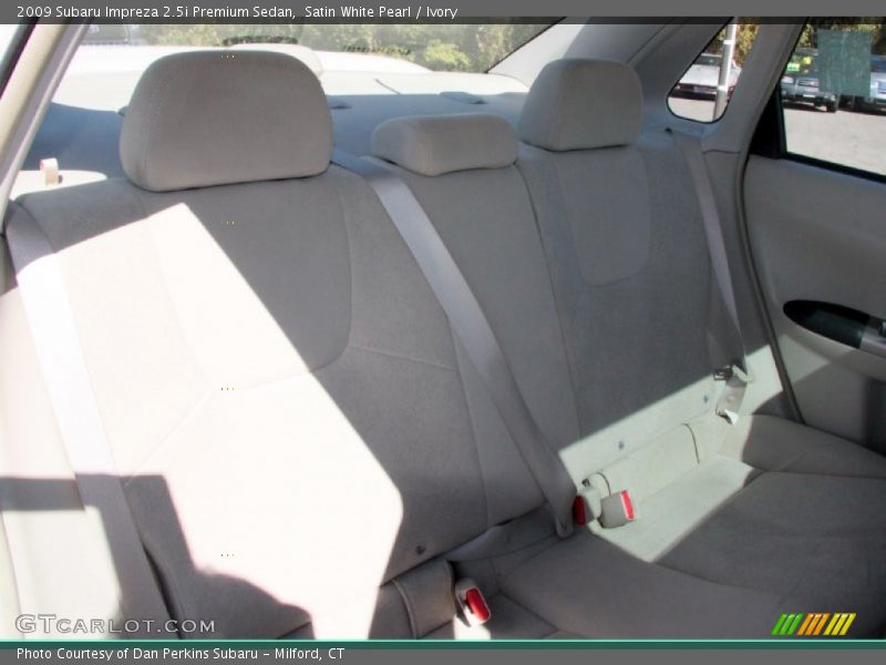 Satin White Pearl / Ivory 2009 Subaru Impreza 2.5i Premium Sedan