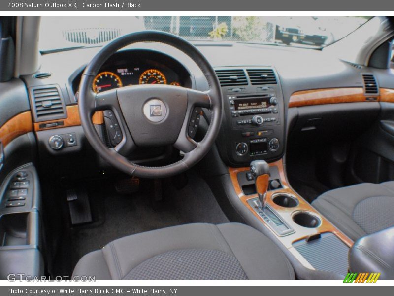 Carbon Flash / Black 2008 Saturn Outlook XR