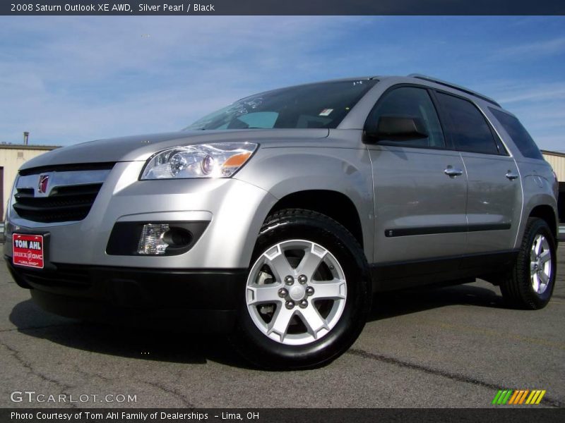 Silver Pearl / Black 2008 Saturn Outlook XE AWD