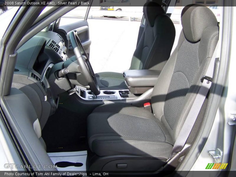 Silver Pearl / Black 2008 Saturn Outlook XE AWD