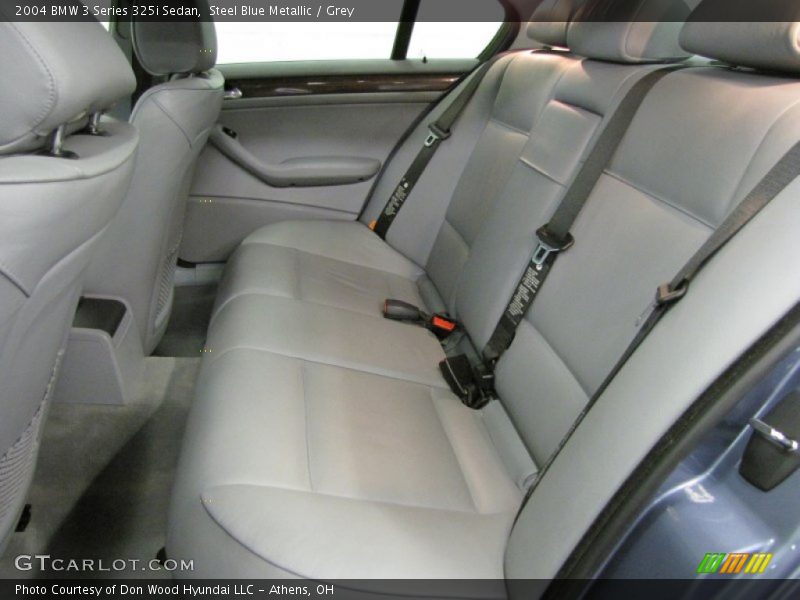 Rear Seat of 2004 3 Series 325i Sedan