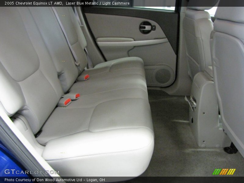 Laser Blue Metallic / Light Cashmere 2005 Chevrolet Equinox LT AWD
