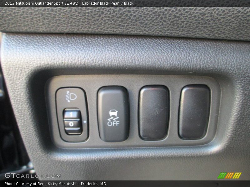 Labrador Black Pearl / Black 2013 Mitsubishi Outlander Sport SE 4WD
