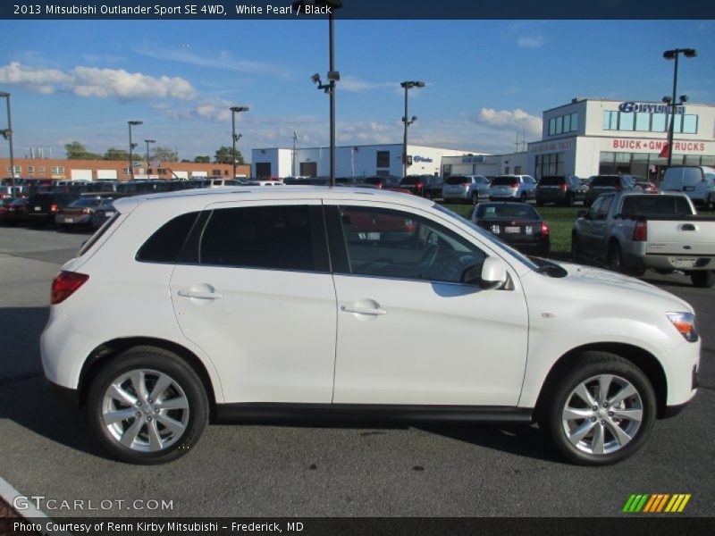 White Pearl / Black 2013 Mitsubishi Outlander Sport SE 4WD