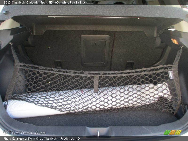 White Pearl / Black 2013 Mitsubishi Outlander Sport SE 4WD