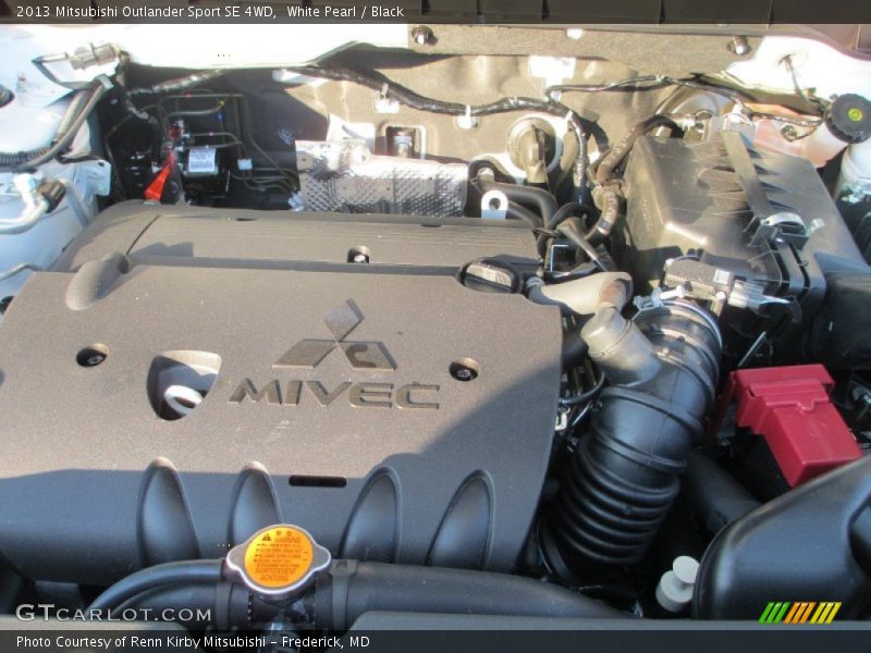 White Pearl / Black 2013 Mitsubishi Outlander Sport SE 4WD