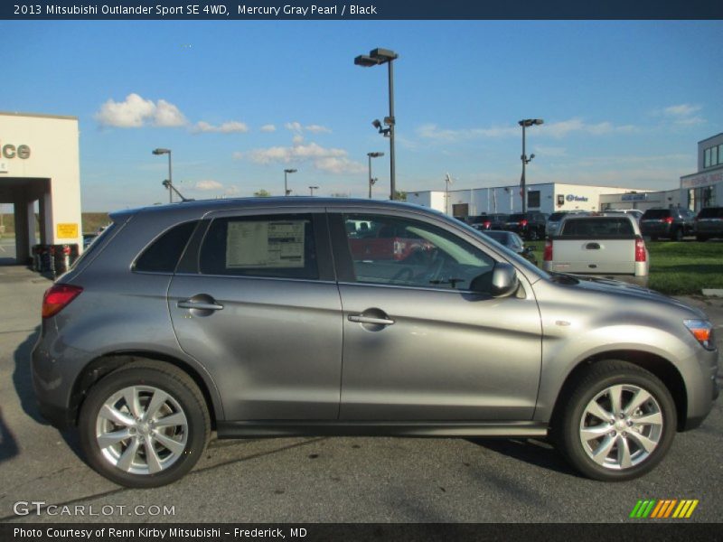 Mercury Gray Pearl / Black 2013 Mitsubishi Outlander Sport SE 4WD