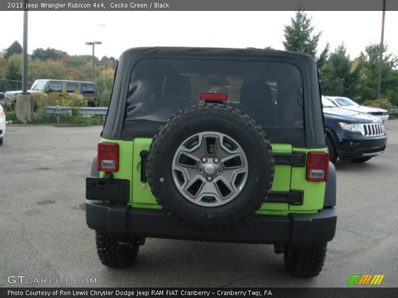 Gecko Green / Black 2013 Jeep Wrangler Rubicon 4x4