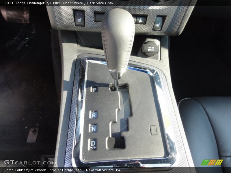 Bright White / Dark Slate Gray 2011 Dodge Challenger R/T Plus
