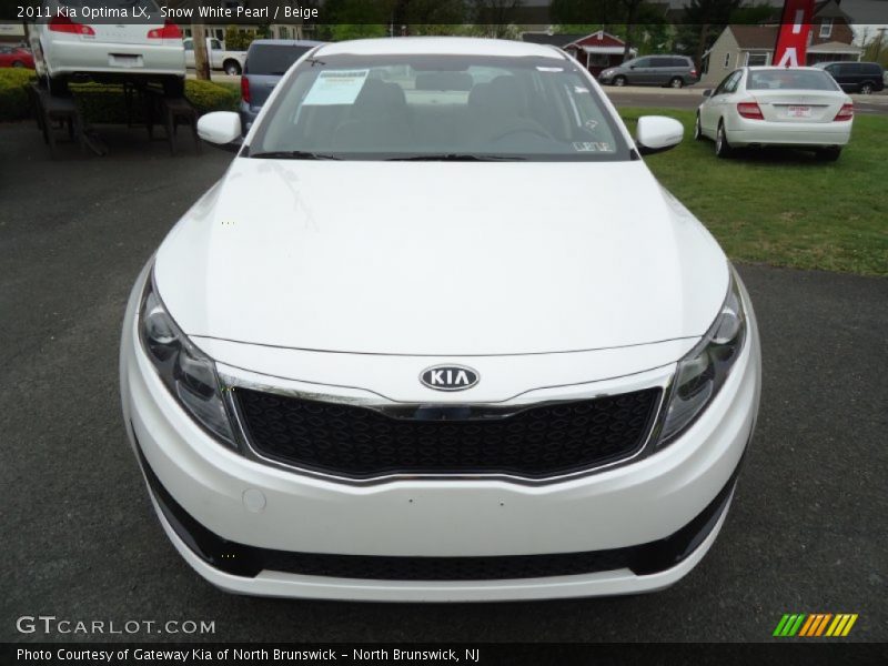 Snow White Pearl / Beige 2011 Kia Optima LX