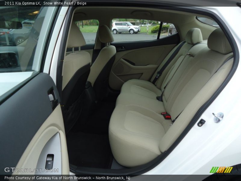 Snow White Pearl / Beige 2011 Kia Optima LX