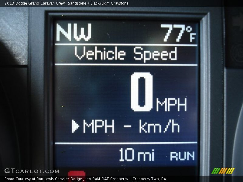 Sandstone / Black/Light Graystone 2013 Dodge Grand Caravan Crew