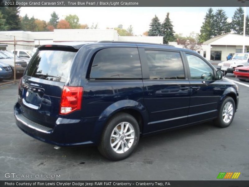 True Blue Pearl / Black/Light Graystone 2013 Dodge Grand Caravan SXT