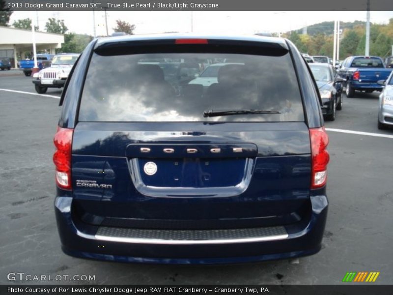 True Blue Pearl / Black/Light Graystone 2013 Dodge Grand Caravan SXT