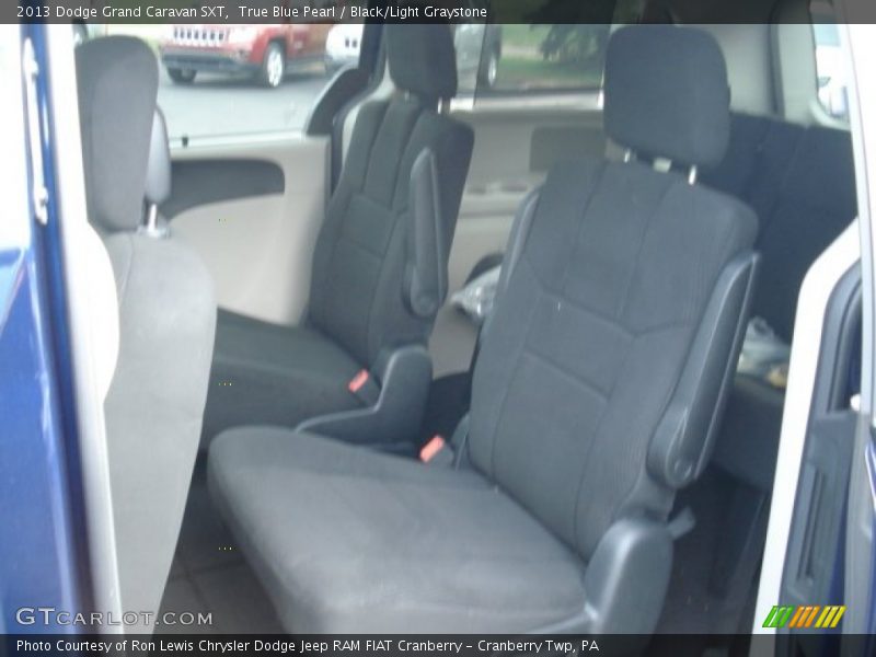 True Blue Pearl / Black/Light Graystone 2013 Dodge Grand Caravan SXT