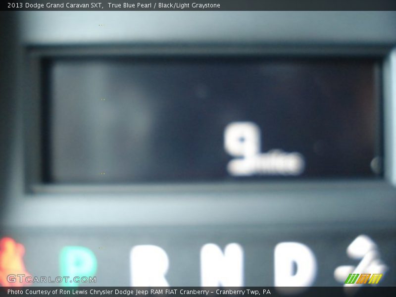 True Blue Pearl / Black/Light Graystone 2013 Dodge Grand Caravan SXT