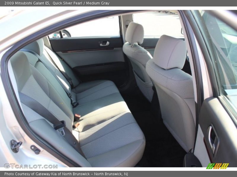 Quick Silver Pearl / Medium Gray 2009 Mitsubishi Galant ES