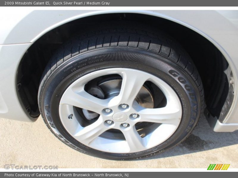 Quick Silver Pearl / Medium Gray 2009 Mitsubishi Galant ES