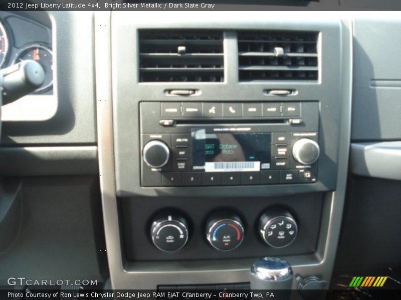 Bright Silver Metallic / Dark Slate Gray 2012 Jeep Liberty Latitude 4x4
