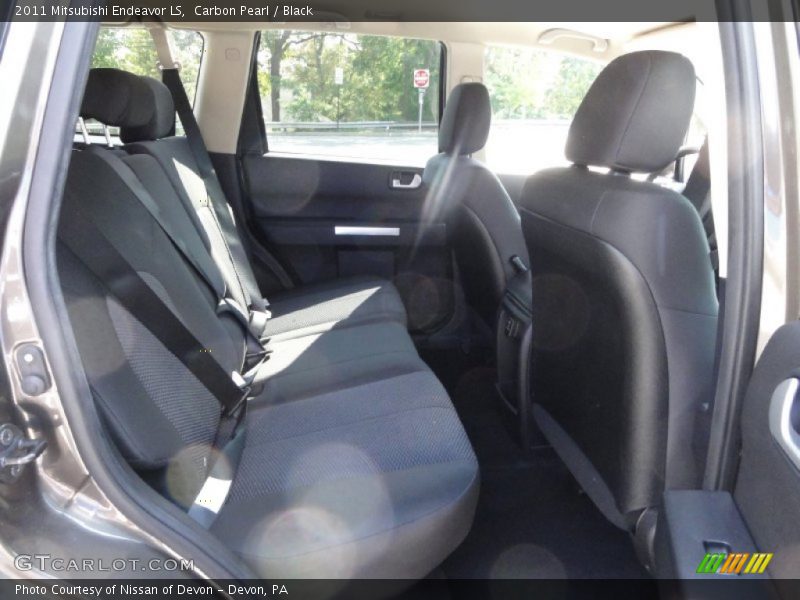 Carbon Pearl / Black 2011 Mitsubishi Endeavor LS