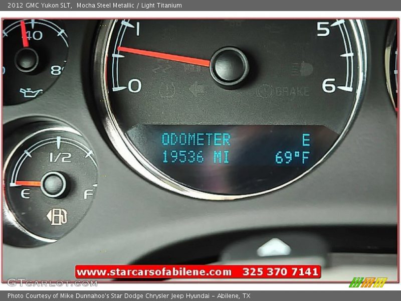 Mocha Steel Metallic / Light Titanium 2012 GMC Yukon SLT