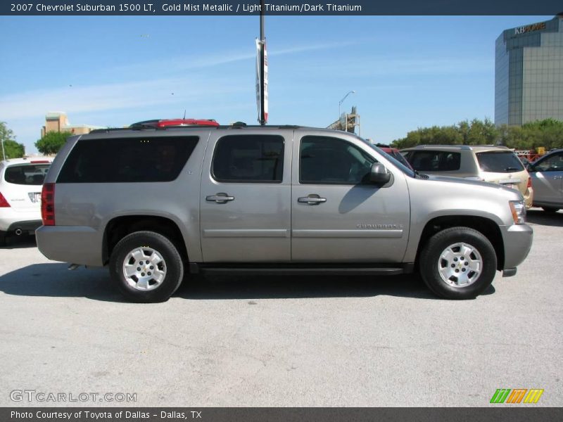 Gold Mist Metallic / Light Titanium/Dark Titanium 2007 Chevrolet Suburban 1500 LT