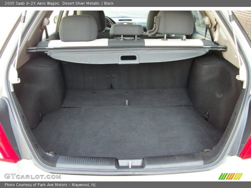  2005 9-2X Aero Wagon Trunk