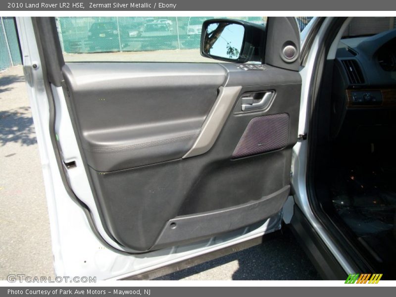 Zermatt Silver Metallic / Ebony 2010 Land Rover LR2 HSE