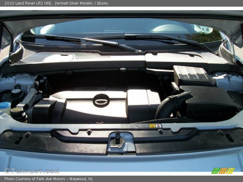 Zermatt Silver Metallic / Ebony 2010 Land Rover LR2 HSE