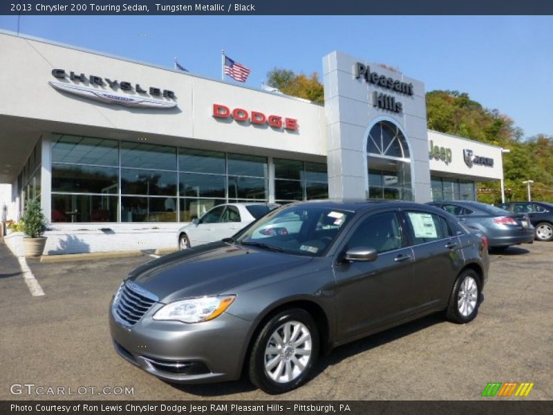 Tungsten Metallic / Black 2013 Chrysler 200 Touring Sedan