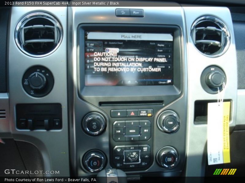 Ingot Silver Metallic / Black 2013 Ford F150 FX4 SuperCab 4x4