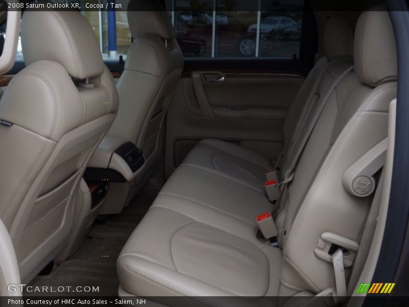 Cocoa / Tan 2008 Saturn Outlook XR
