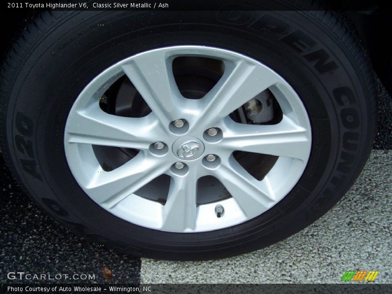 Classic Silver Metallic / Ash 2011 Toyota Highlander V6