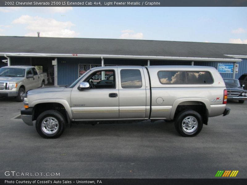 Light Pewter Metallic / Graphite 2002 Chevrolet Silverado 2500 LS Extended Cab 4x4
