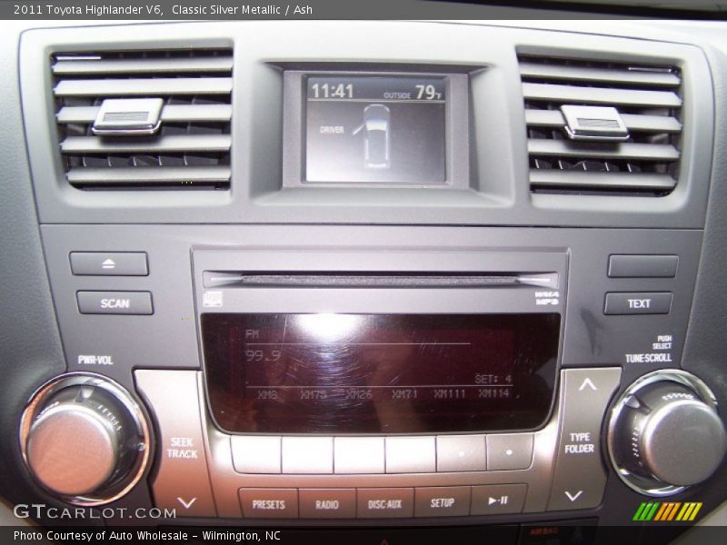 Classic Silver Metallic / Ash 2011 Toyota Highlander V6