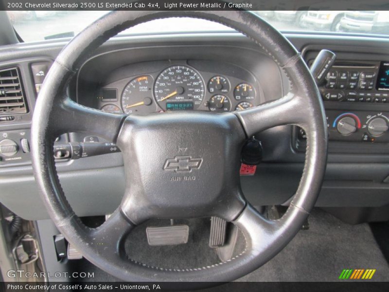 Light Pewter Metallic / Graphite 2002 Chevrolet Silverado 2500 LS Extended Cab 4x4