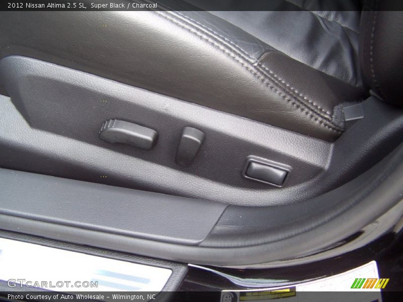 Super Black / Charcoal 2012 Nissan Altima 2.5 SL