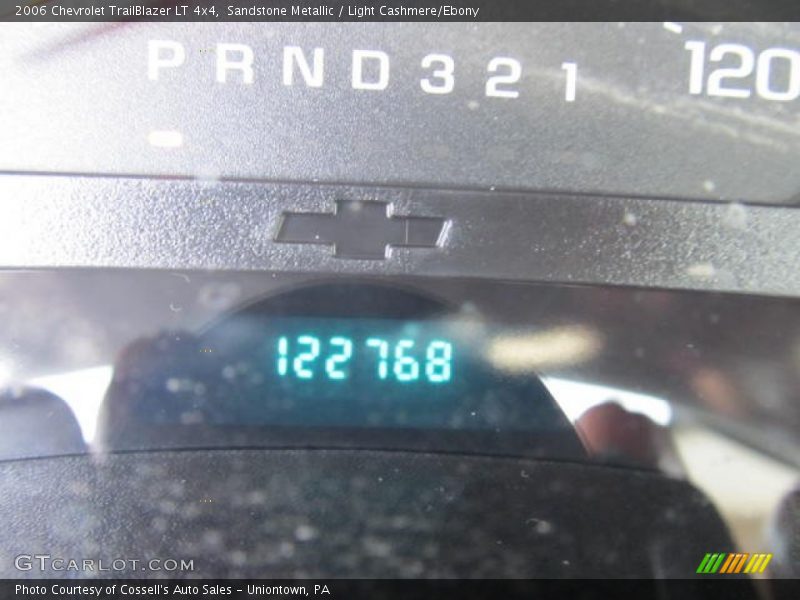 Sandstone Metallic / Light Cashmere/Ebony 2006 Chevrolet TrailBlazer LT 4x4