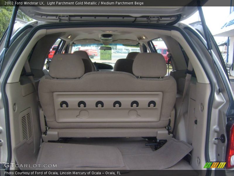 Light Parchment Gold Metallic / Medium Parchment Beige 2002 Ford Windstar LX