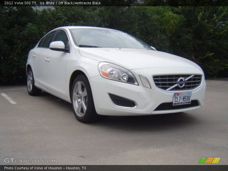 Ice White / Off Black/Anthracite Black 2012 Volvo S60 T5